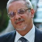 عمرو شريف